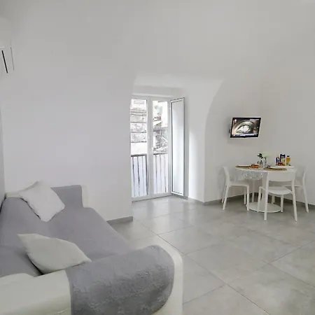Casa Sant Anna * Naples